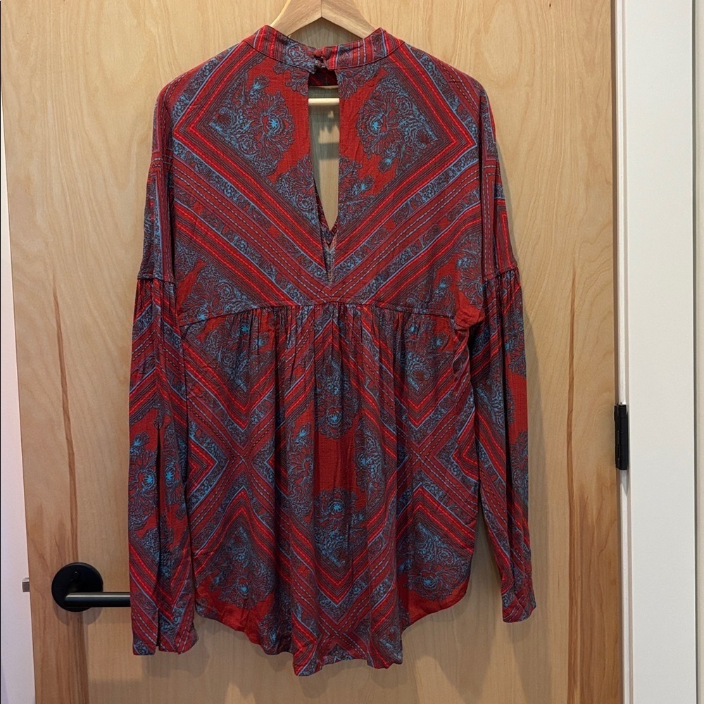 Free People Blouse Walking on a Dream Cutout Boho Size Small - Picture 7 of 7